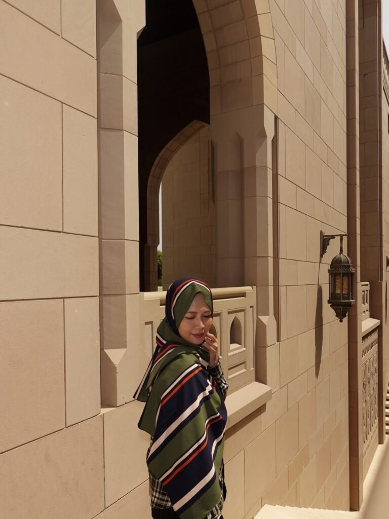 Muscat, Oman: 21 Hours Layover in Oman, Is It Worth Leaving the Airport?